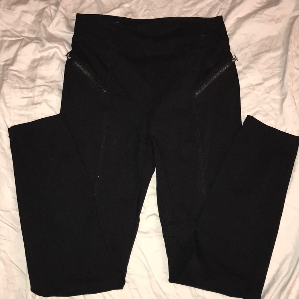 Black dress pans